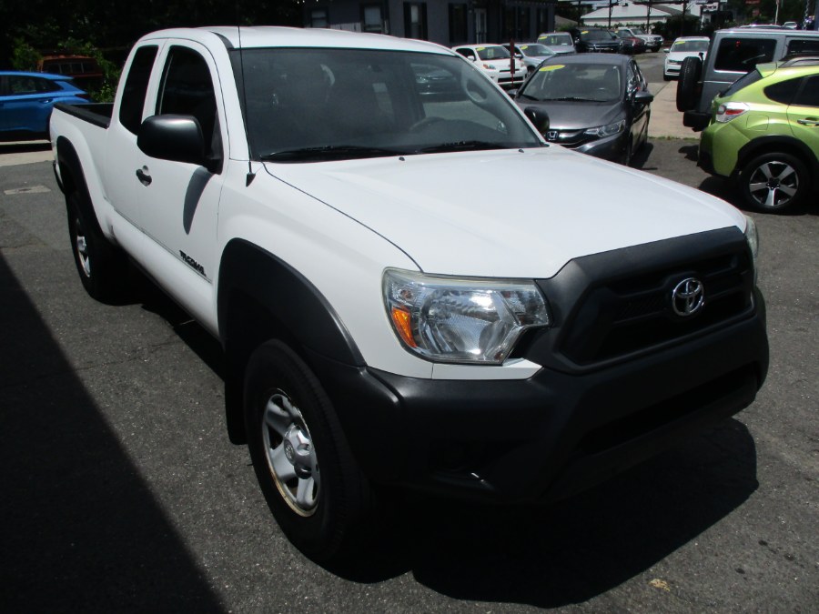 2013 Toyota Tacoma 4x4 Club Cab, available for sale in Meriden, Connecticut | Cos Central Auto. Meriden, Connecticut 2013 Toyota Tacoma 4x4 Club Cab, available for sale in Meriden, Connecticut | Cos Central Auto. Meriden, Connecticut