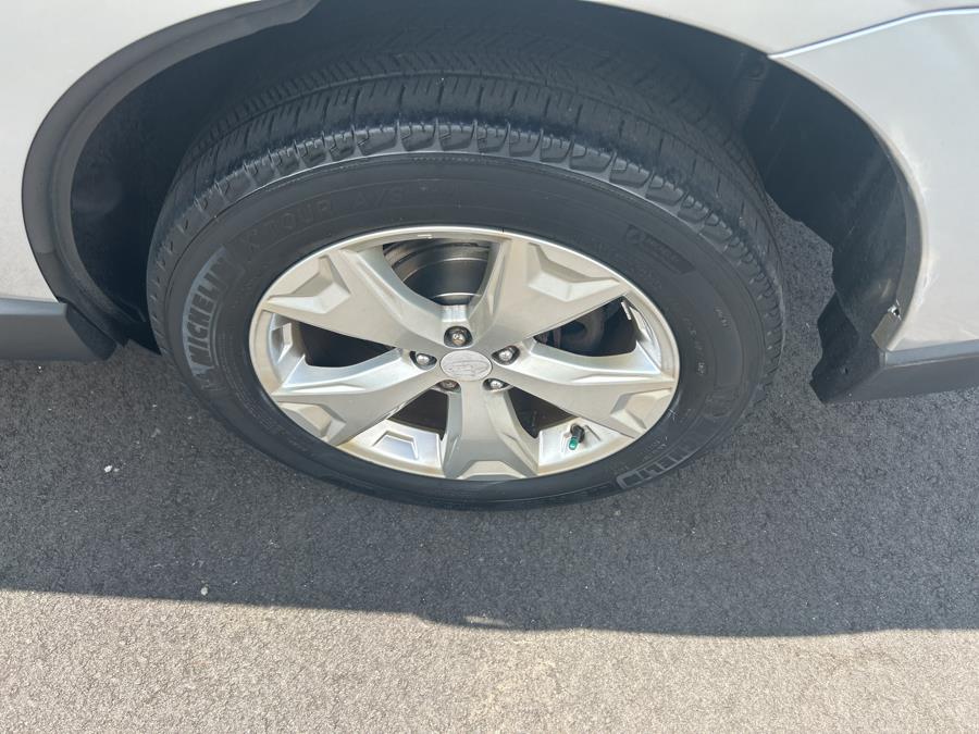 2014 Subaru Forester 4dr Auto 2.5i Premium PZEV, available for sale in Middletown, Connecticut | Newfield Auto Sales. Middletown, Connecticut 2014 Subaru Forester 4dr Auto 2.5i Premium PZEV, available for sale in Middletown, Connecticut | Newfield Auto Sales. Middletown, Connecticut
