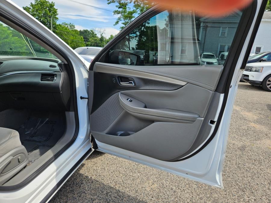 2017 Chevrolet Impala 4dr Sdn LS w/1LS, available for sale in East Windsor, Connecticut | Toro Auto. East Windsor, Connecticut 2017 Chevrolet Impala 4dr Sdn LS w/1LS, available for sale in East Windsor, Connecticut | Toro Auto. East Windsor, Connecticut
