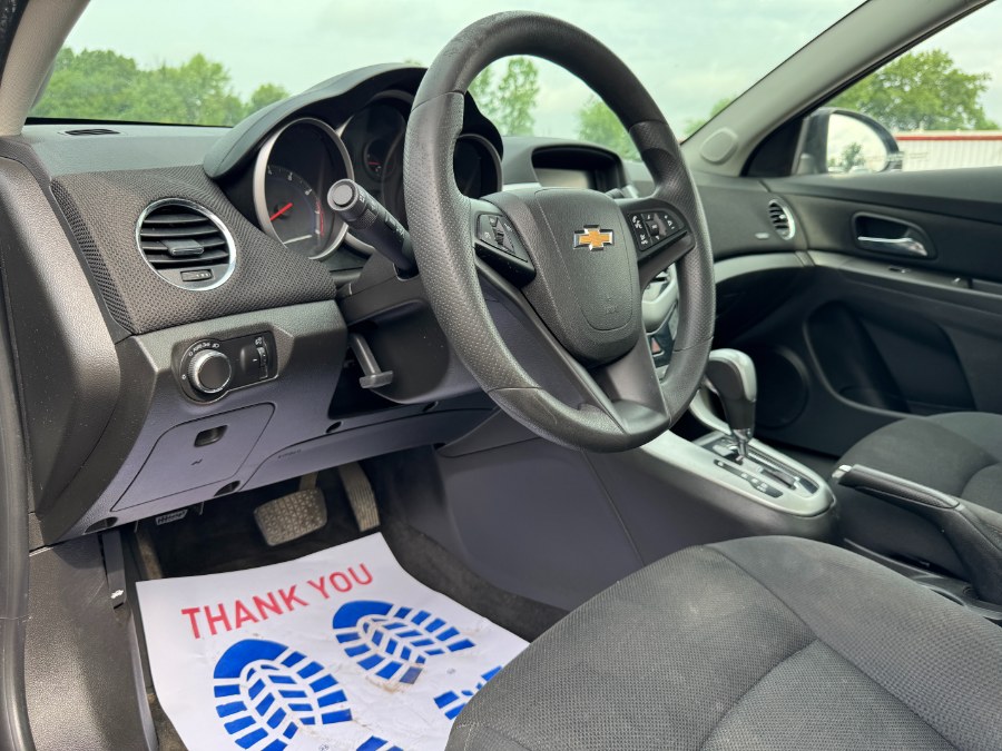 2015 Chevrolet Cruze 4dr Sdn Auto 1LT, available for sale in Ortonville, Michigan | Marsh Auto Sales LLC. Ortonville, Michigan 2015 Chevrolet Cruze 4dr Sdn Auto 1LT, available for sale in Ortonville, Michigan | Marsh Auto Sales LLC. Ortonville, Michigan
