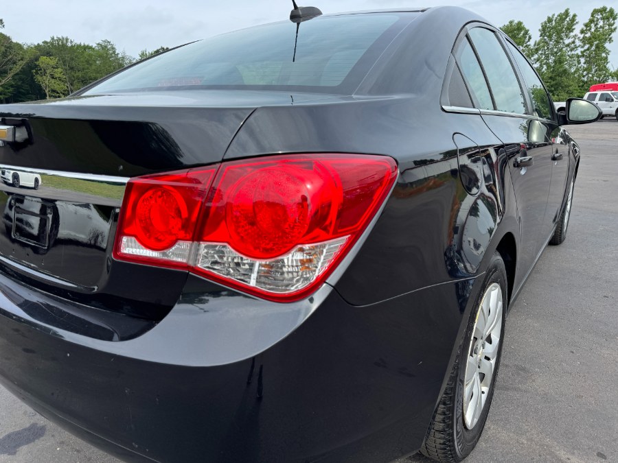 2015 Chevrolet Cruze 4dr Sdn Auto 1LT, available for sale in Ortonville, Michigan | Marsh Auto Sales LLC. Ortonville, Michigan 2015 Chevrolet Cruze 4dr Sdn Auto 1LT, available for sale in Ortonville, Michigan | Marsh Auto Sales LLC. Ortonville, Michigan