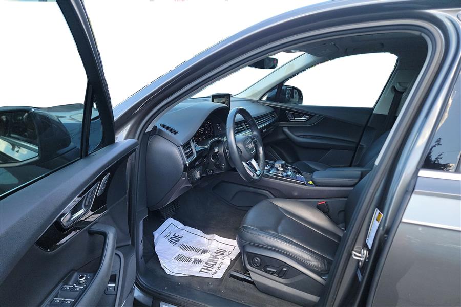 2019 Audi Q7 Premium Plus photo 9