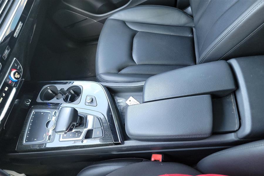 2019 Audi Q7 Premium Plus photo 16
