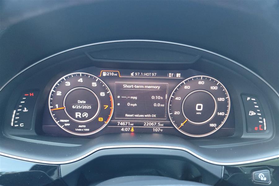 2019 Audi Q7 Premium Plus photo 17