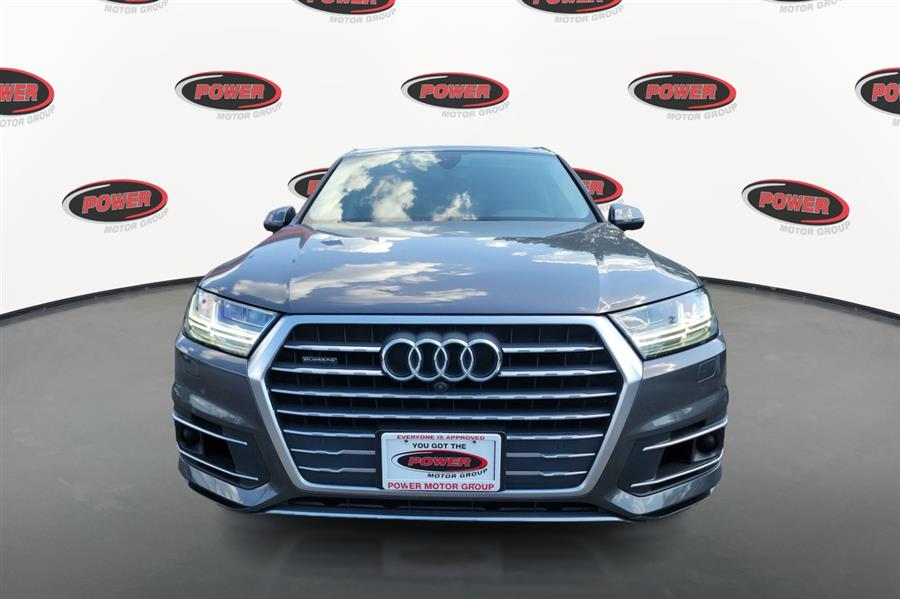 2019 Audi Q7 Premium Plus photo 2