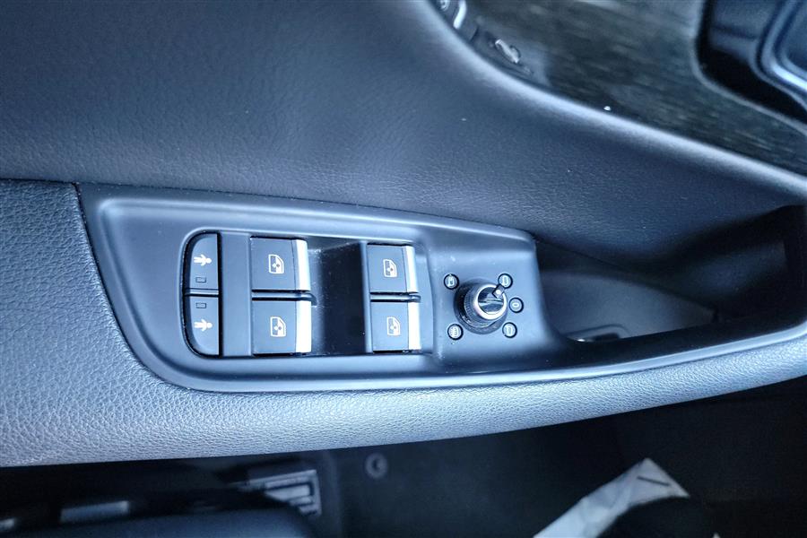 2019 Audi Q7 Premium Plus photo 38