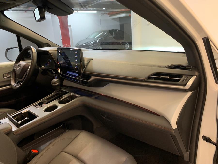 2022 Toyota Sienna XSE FWD 7-Passenger (Natl), available for sale in Lodi, New Jersey | European Auto Expo. Lodi, New Jersey 2022 Toyota Sienna XSE FWD 7-Passenger (Natl), available for sale in Lodi, New Jersey | European Auto Expo. Lodi, New Jersey
