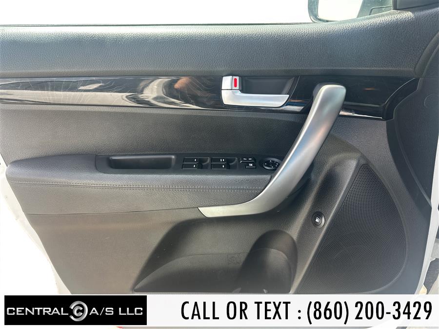 2015 Kia Sorento AWD 4dr V6 LX, available for sale in East Windsor, Connecticut | Central A/S LLC. East Windsor, Connecticut 2015 Kia Sorento AWD 4dr V6 LX, available for sale in East Windsor, Connecticut | Central A/S LLC. East Windsor, Connecticut