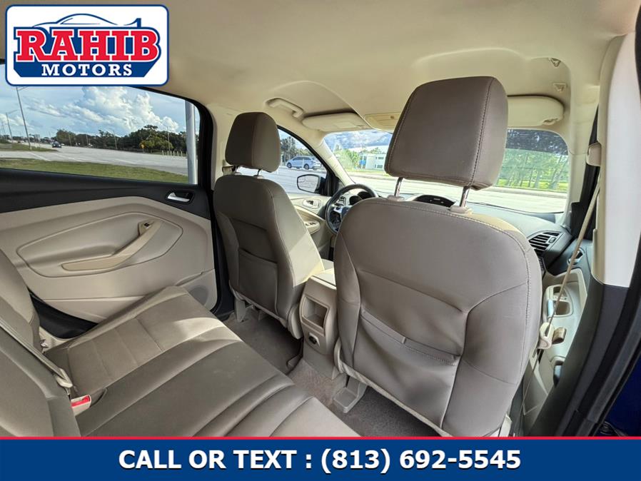 2016 Ford Escape FWD 4dr SE, available for sale in Orlando, Florida | Rahib inc. Orlando, Florida 2016 Ford Escape FWD 4dr SE, available for sale in Orlando, Florida | Rahib inc. Orlando, Florida