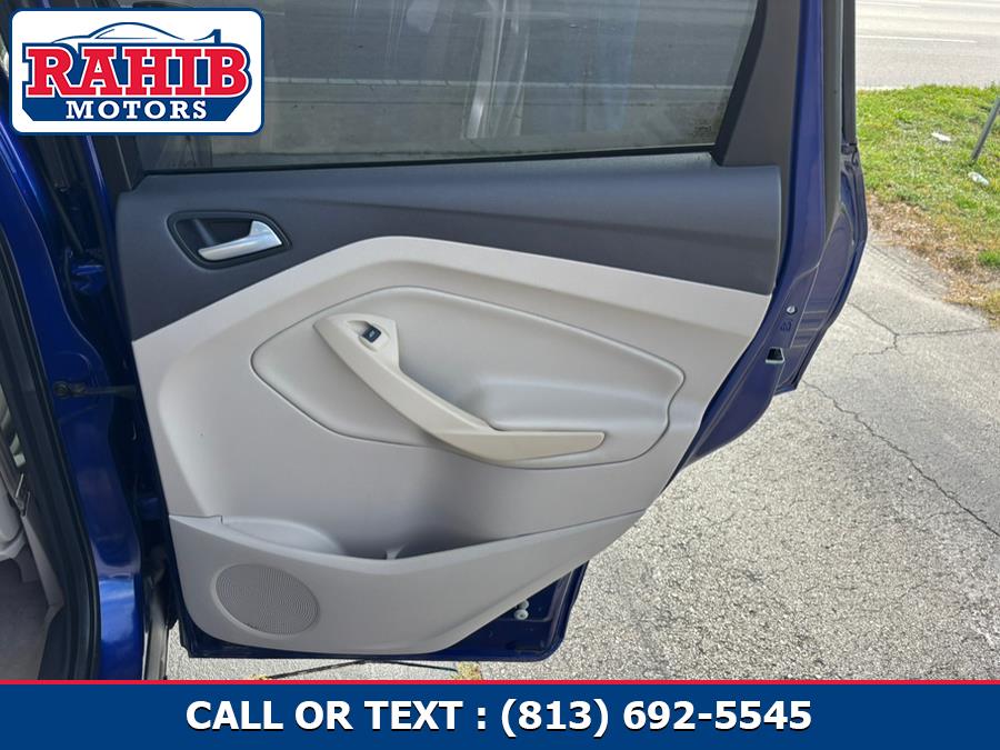 2016 Ford Escape FWD 4dr SE, available for sale in Orlando, Florida | Rahib inc. Orlando, Florida 2016 Ford Escape FWD 4dr SE, available for sale in Orlando, Florida | Rahib inc. Orlando, Florida