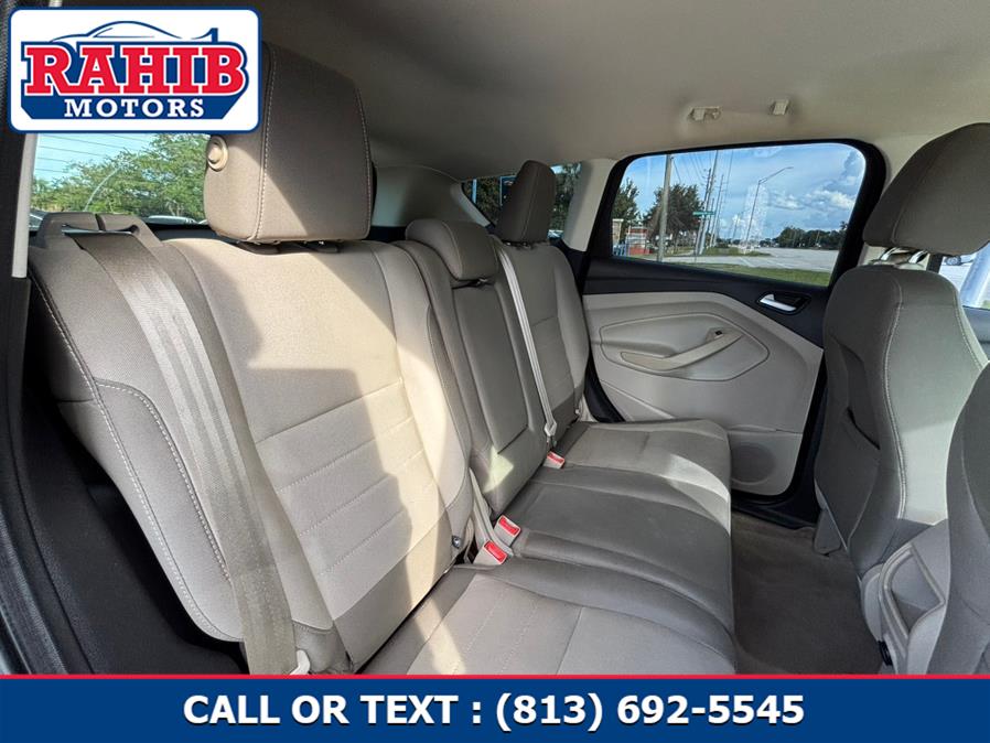 2016 Ford Escape FWD 4dr SE, available for sale in Orlando, Florida | Rahib inc. Orlando, Florida 2016 Ford Escape FWD 4dr SE, available for sale in Orlando, Florida | Rahib inc. Orlando, Florida