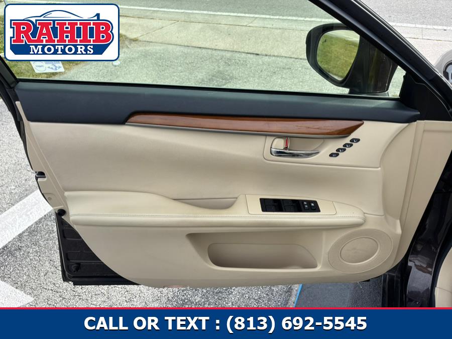 2013 Lexus ES 300h 4dr Sdn Hybrid, available for sale in Orlando, Florida | Rahib inc. Orlando, Florida 2013 Lexus ES 300h 4dr Sdn Hybrid, available for sale in Orlando, Florida | Rahib inc. Orlando, Florida