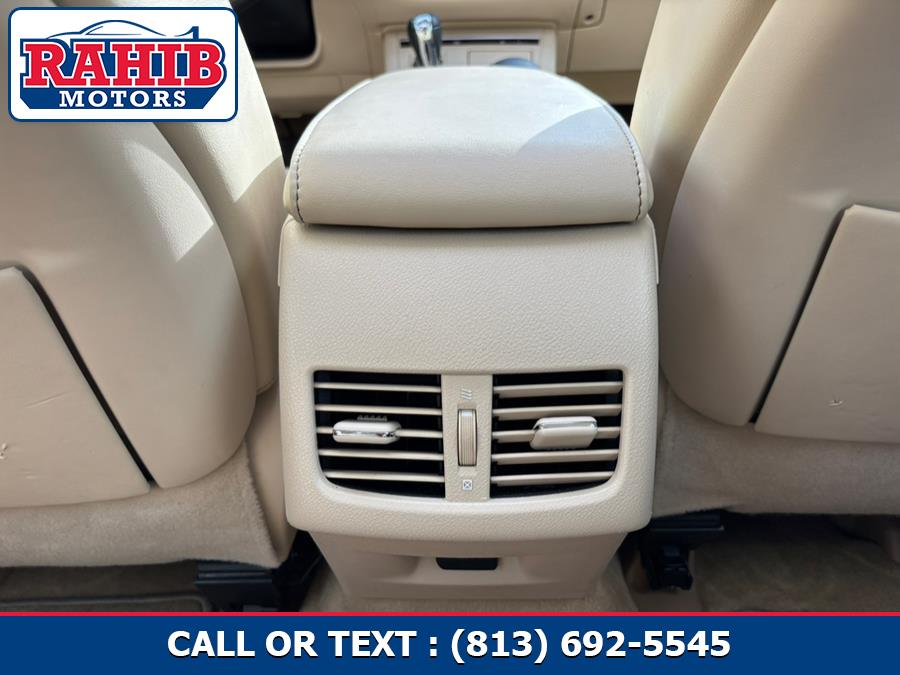 2013 Lexus ES 300h 4dr Sdn Hybrid, available for sale in Orlando, Florida | Rahib inc. Orlando, Florida 2013 Lexus ES 300h 4dr Sdn Hybrid, available for sale in Orlando, Florida | Rahib inc. Orlando, Florida