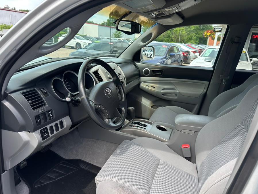 2006 Toyota Tacoma Double 141" Auto 4WD, available for sale in South Windsor, Connecticut | Mike And Tony Auto Sales, Inc. South Windsor, Connecticut 2006 Toyota Tacoma Double 141" Auto 4WD, available for sale in South Windsor, Connecticut | Mike And Tony Auto Sales, Inc. South Windsor, Connecticut