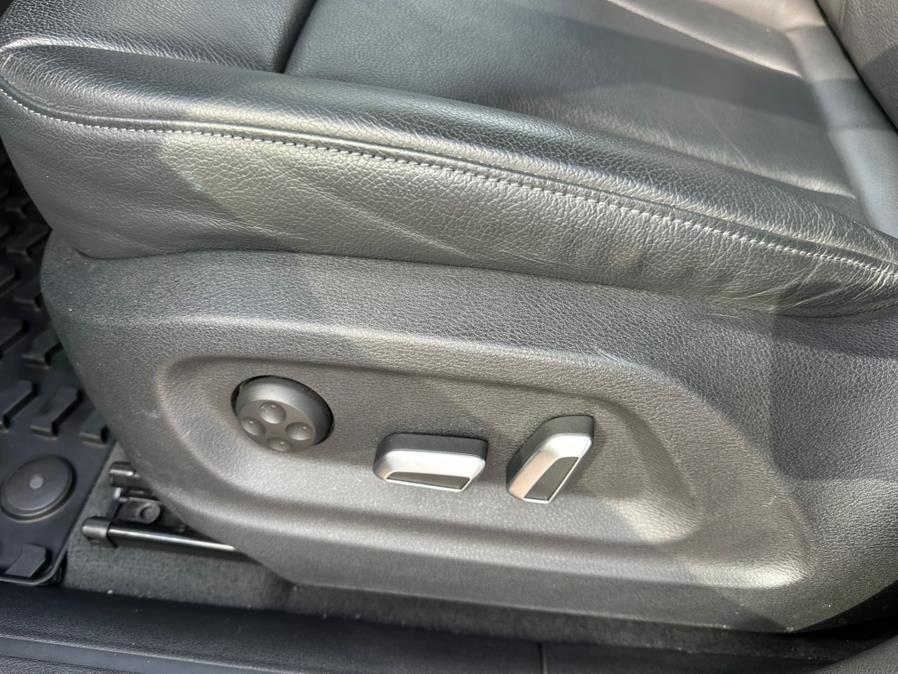 2015 Audi Q5 quattro 4dr 2.0T Premium Plus, available for sale in South Windsor, Connecticut | Mike And Tony Auto Sales, Inc. South Windsor, Connecticut 2015 Audi Q5 quattro 4dr 2.0T Premium Plus, available for sale in South Windsor, Connecticut | Mike And Tony Auto Sales, Inc. South Windsor, Connecticut