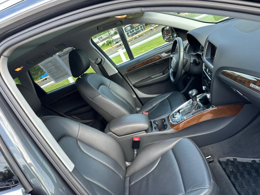 2015 Audi Q5 quattro 4dr 2.0T Premium Plus, available for sale in South Windsor, Connecticut | Mike And Tony Auto Sales, Inc. South Windsor, Connecticut 2015 Audi Q5 quattro 4dr 2.0T Premium Plus, available for sale in South Windsor, Connecticut | Mike And Tony Auto Sales, Inc. South Windsor, Connecticut