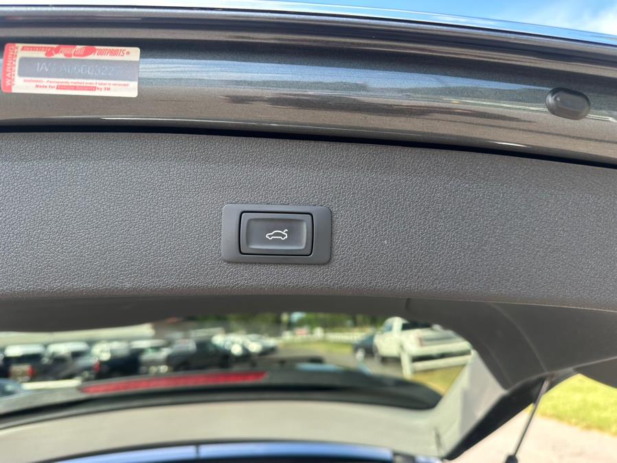 2015 Audi Q5 quattro 4dr 2.0T Premium Plus, available for sale in South Windsor, Connecticut | Mike And Tony Auto Sales, Inc. South Windsor, Connecticut 2015 Audi Q5 quattro 4dr 2.0T Premium Plus, available for sale in South Windsor, Connecticut | Mike And Tony Auto Sales, Inc. South Windsor, Connecticut