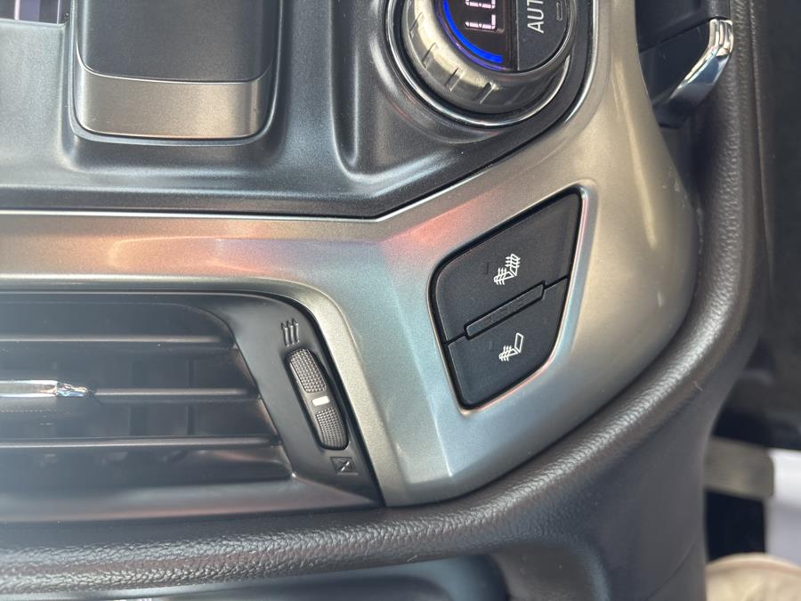 2018 Chevrolet Silverado 1500 4WD Crew Cab 143.5" LT w/2LT, available for sale in Old Saybrook, Connecticut | Saybrook Auto Barn. Old Saybrook, Connecticut 2018 Chevrolet Silverado 1500 4WD Crew Cab 143.5" LT w/2LT, available for sale in Old Saybrook, Connecticut | Saybrook Auto Barn. Old Saybrook, Connecticut