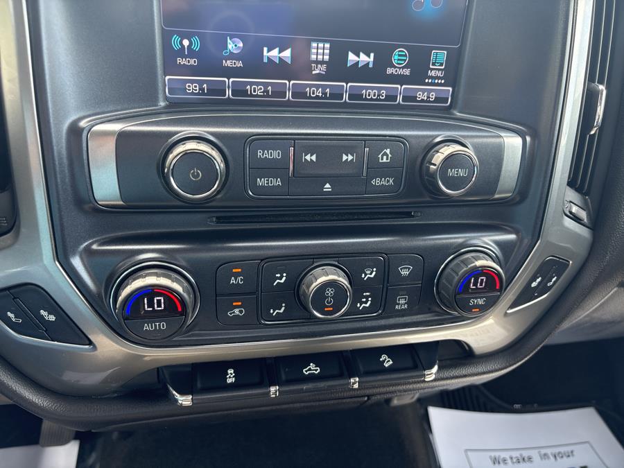 2018 Chevrolet Silverado 1500 4WD Crew Cab 143.5" LT w/2LT, available for sale in Old Saybrook, Connecticut | Saybrook Auto Barn. Old Saybrook, Connecticut 2018 Chevrolet Silverado 1500 4WD Crew Cab 143.5" LT w/2LT, available for sale in Old Saybrook, Connecticut | Saybrook Auto Barn. Old Saybrook, Connecticut