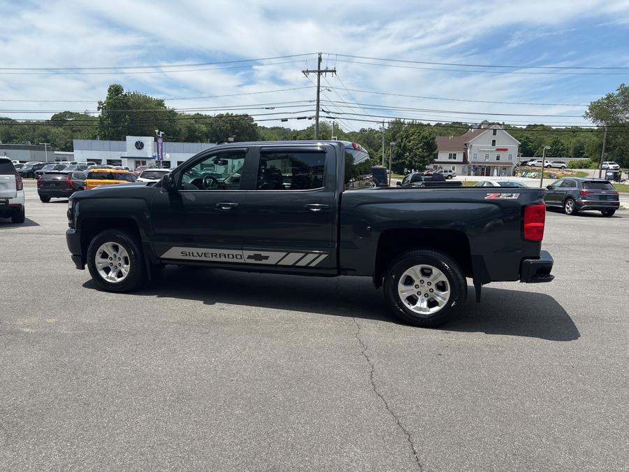 2018 Chevrolet Silverado 1500 4WD Crew Cab 143.5" LT w/2LT, available for sale in Old Saybrook, Connecticut | Saybrook Auto Barn. Old Saybrook, Connecticut 2018 Chevrolet Silverado 1500 4WD Crew Cab 143.5" LT w/2LT, available for sale in Old Saybrook, Connecticut | Saybrook Auto Barn. Old Saybrook, Connecticut