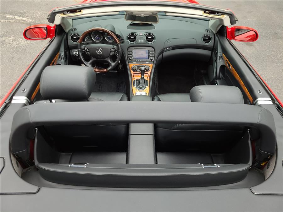 2007 Mercedes-Benz SL-Class 2dr Roadster 5.5L V8, available for sale in Canton, Connecticut | Lava Motors. Canton, Connecticut 2007 Mercedes-Benz SL-Class 2dr Roadster 5.5L V8, available for sale in Canton, Connecticut | Lava Motors. Canton, Connecticut