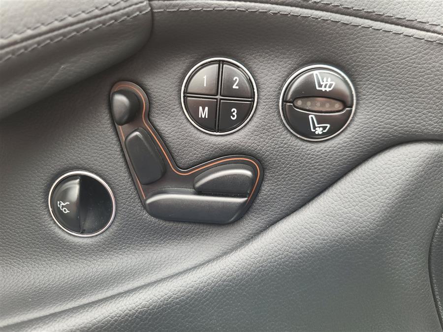 2007 Mercedes-Benz SL-Class 2dr Roadster 5.5L V8, available for sale in Canton, Connecticut | Lava Motors. Canton, Connecticut 2007 Mercedes-Benz SL-Class 2dr Roadster 5.5L V8, available for sale in Canton, Connecticut | Lava Motors. Canton, Connecticut