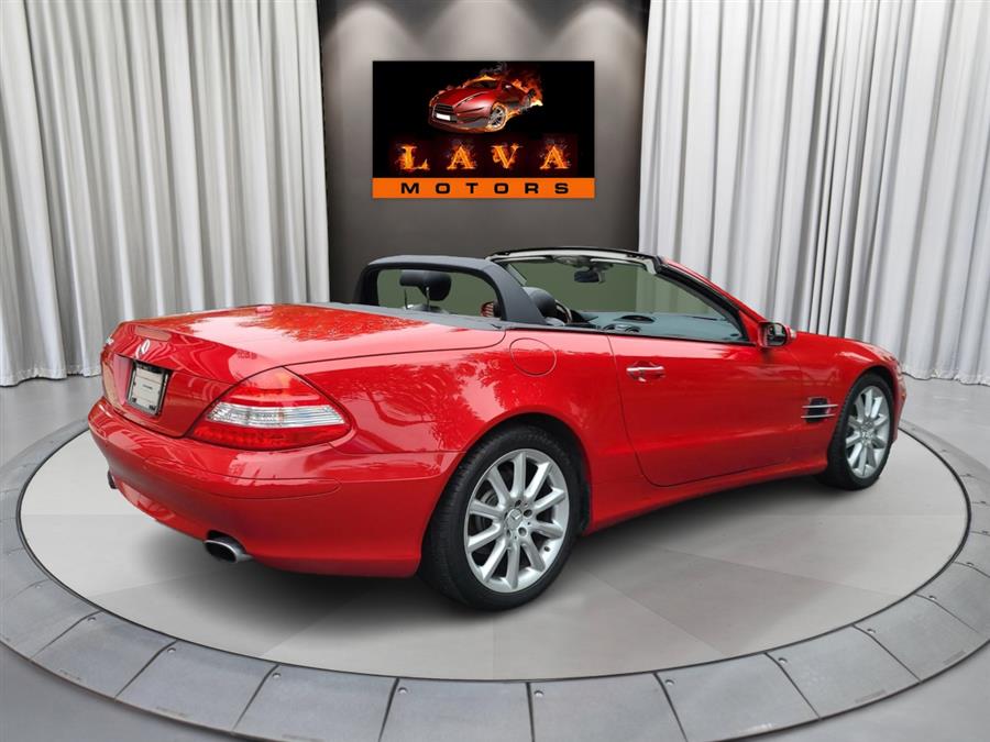 2007 Mercedes-Benz SL-Class 2dr Roadster 5.5L V8, available for sale in Canton, Connecticut | Lava Motors. Canton, Connecticut 2007 Mercedes-Benz SL-Class 2dr Roadster 5.5L V8, available for sale in Canton, Connecticut | Lava Motors. Canton, Connecticut