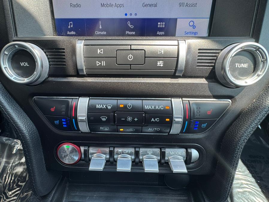 2020 Ford Mustang EcoBoost Premium Convertible, available for sale in Newark , New Jersey | Champion Used Auto Sales 2. Newark , New Jersey 2020 Ford Mustang EcoBoost Premium Convertible, available for sale in Newark , New Jersey | Champion Used Auto Sales 2. Newark , New Jersey