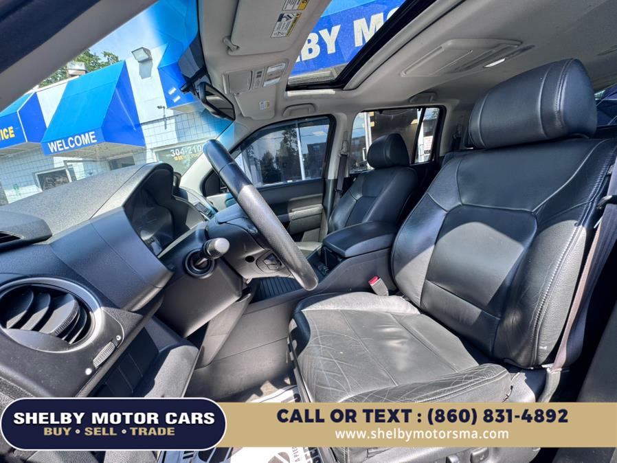 2015 Honda Pilot 4WD 4dr Touring w/RES & Navi, available for sale in Springfield, Massachusetts | Shelby Motor Cars. Springfield, Massachusetts 2015 Honda Pilot 4WD 4dr Touring w/RES & Navi, available for sale in Springfield, Massachusetts | Shelby Motor Cars. Springfield, Massachusetts