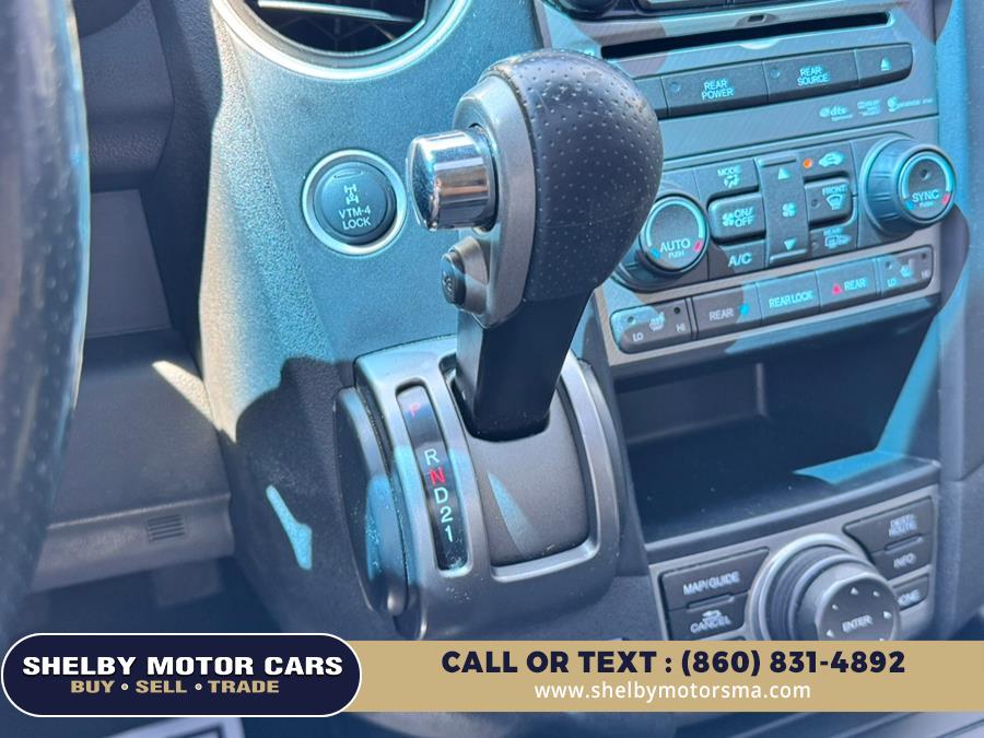 2015 Honda Pilot 4WD 4dr Touring w/RES & Navi, available for sale in Springfield, Massachusetts | Shelby Motor Cars. Springfield, Massachusetts 2015 Honda Pilot 4WD 4dr Touring w/RES & Navi, available for sale in Springfield, Massachusetts | Shelby Motor Cars. Springfield, Massachusetts