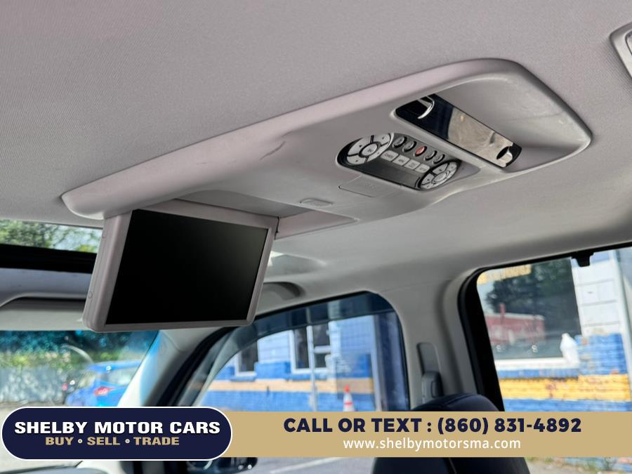 2015 Honda Pilot 4WD 4dr Touring w/RES & Navi, available for sale in Springfield, Massachusetts | Shelby Motor Cars. Springfield, Massachusetts 2015 Honda Pilot 4WD 4dr Touring w/RES & Navi, available for sale in Springfield, Massachusetts | Shelby Motor Cars. Springfield, Massachusetts