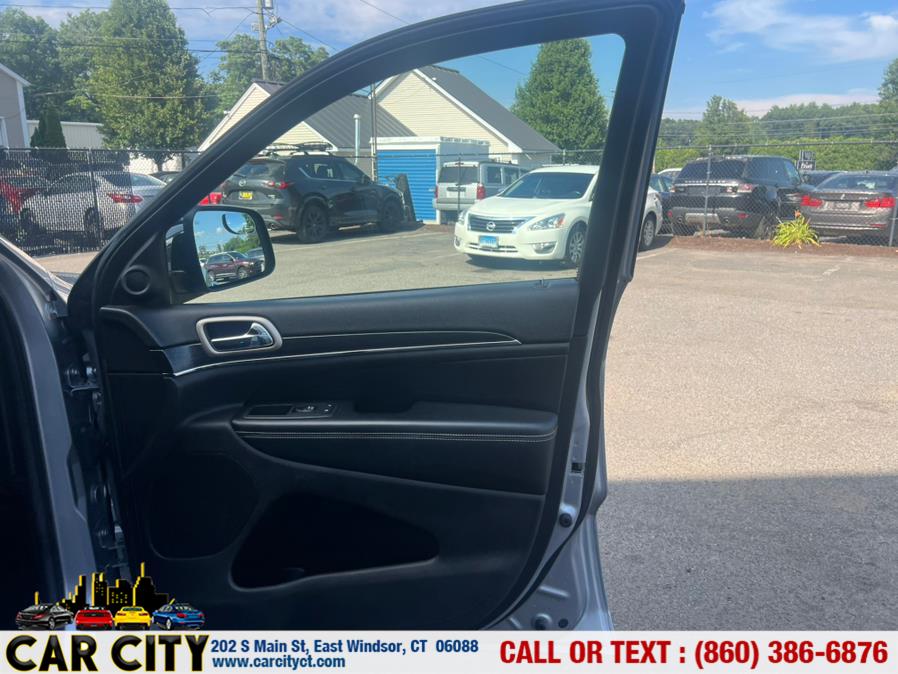2014 Jeep Grand Cherokee 4WD 4dr Limited, available for sale in East Windsor, Connecticut | Car City LLC. East Windsor, Connecticut 2014 Jeep Grand Cherokee 4WD 4dr Limited, available for sale in East Windsor, Connecticut | Car City LLC. East Windsor, Connecticut
