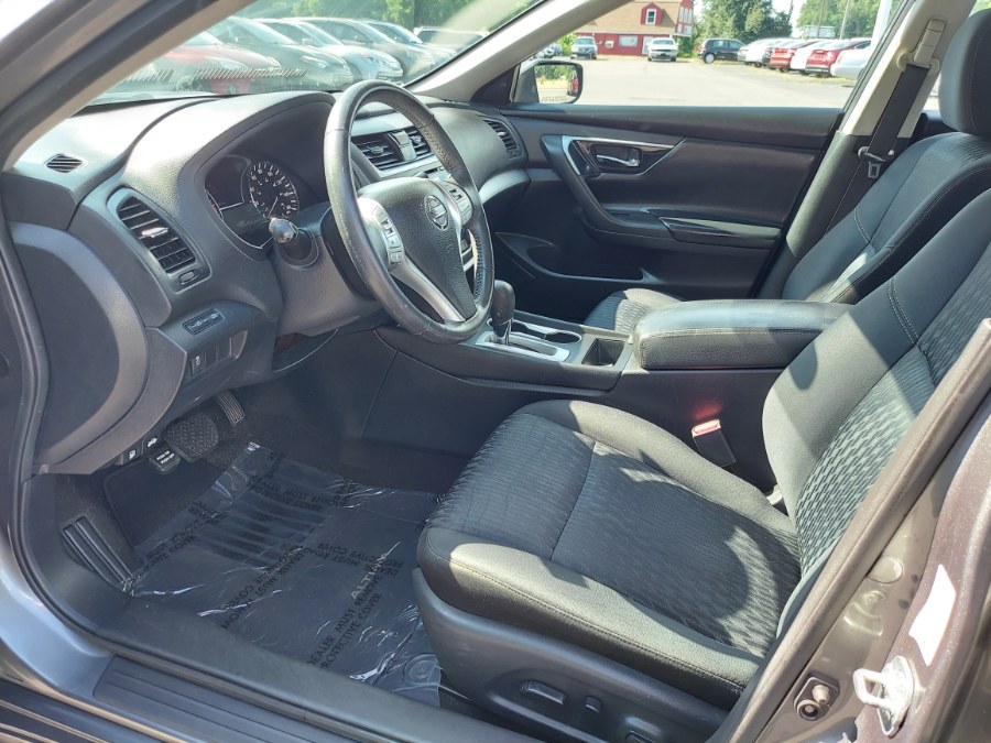 2017 Nissan Altima 2.5 SL Sedan, available for sale in East Windsor, Connecticut | United Auto Sales of E Windsor, Inc. East Windsor, Connecticut 2017 Nissan Altima 2.5 SL Sedan, available for sale in East Windsor, Connecticut | United Auto Sales of E Windsor, Inc. East Windsor, Connecticut