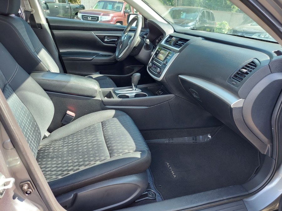 2017 Nissan Altima 2.5 SL Sedan, available for sale in East Windsor, Connecticut | United Auto Sales of E Windsor, Inc. East Windsor, Connecticut 2017 Nissan Altima 2.5 SL Sedan, available for sale in East Windsor, Connecticut | United Auto Sales of E Windsor, Inc. East Windsor, Connecticut