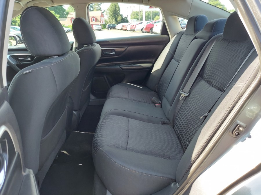 2017 Nissan Altima 2.5 SL Sedan, available for sale in East Windsor, Connecticut | United Auto Sales of E Windsor, Inc. East Windsor, Connecticut 2017 Nissan Altima 2.5 SL Sedan, available for sale in East Windsor, Connecticut | United Auto Sales of E Windsor, Inc. East Windsor, Connecticut