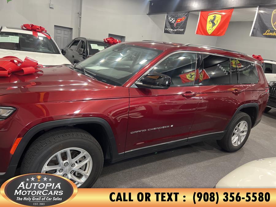 2022 Jeep Grand Cherokee Laredo photo 3