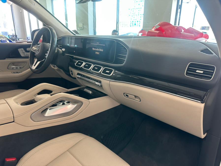2020 Mercedes-Benz GLE GLE 350 SUV, available for sale in Inwood, New York | 5 Towns Drive. Inwood, New York 2020 Mercedes-Benz GLE GLE 350 SUV, available for sale in Inwood, New York | 5 Towns Drive. Inwood, New York