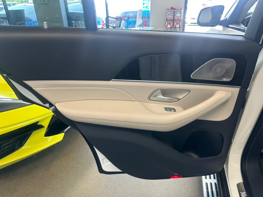 2020 Mercedes-Benz GLE GLE 350 SUV, available for sale in Inwood, New York | 5 Towns Drive. Inwood, New York 2020 Mercedes-Benz GLE GLE 350 SUV, available for sale in Inwood, New York | 5 Towns Drive. Inwood, New York