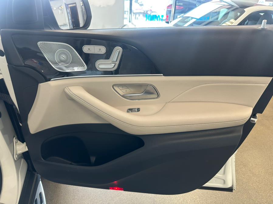 2020 Mercedes-Benz GLE GLE 350 SUV, available for sale in Inwood, New York | 5 Towns Drive. Inwood, New York 2020 Mercedes-Benz GLE GLE 350 SUV, available for sale in Inwood, New York | 5 Towns Drive. Inwood, New York