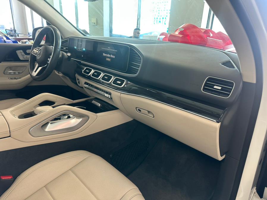 2020 Mercedes-Benz GLE GLE 350 SUV, available for sale in Inwood, New York | 5 Towns Drive. Inwood, New York 2020 Mercedes-Benz GLE GLE 350 SUV, available for sale in Inwood, New York | 5 Towns Drive. Inwood, New York