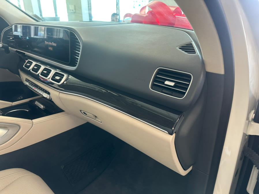 2020 Mercedes-Benz GLE GLE 350 SUV, available for sale in Inwood, New York | 5 Towns Drive. Inwood, New York 2020 Mercedes-Benz GLE GLE 350 SUV, available for sale in Inwood, New York | 5 Towns Drive. Inwood, New York