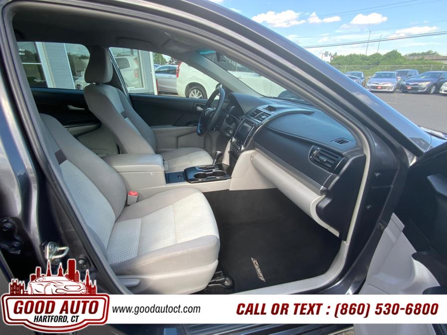 2017 Toyota Camry SE Automatic (Natl), available for sale in Hartford, Connecticut | Good Auto LLC. Hartford, Connecticut 2017 Toyota Camry SE Automatic (Natl), available for sale in Hartford, Connecticut | Good Auto LLC. Hartford, Connecticut