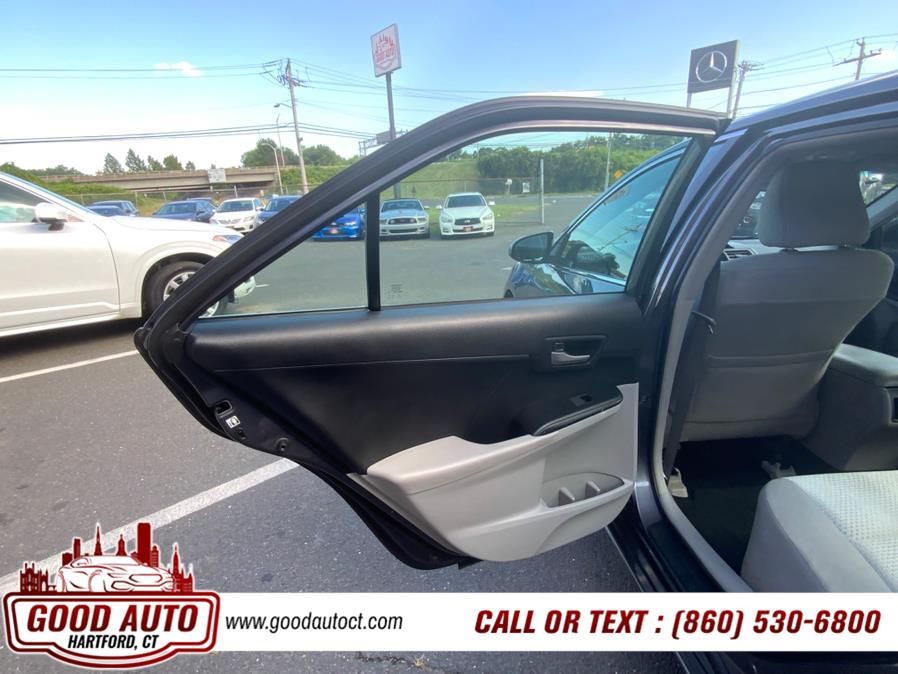 2017 Toyota Camry SE Automatic (Natl), available for sale in Hartford, Connecticut | Good Auto LLC. Hartford, Connecticut 2017 Toyota Camry SE Automatic (Natl), available for sale in Hartford, Connecticut | Good Auto LLC. Hartford, Connecticut