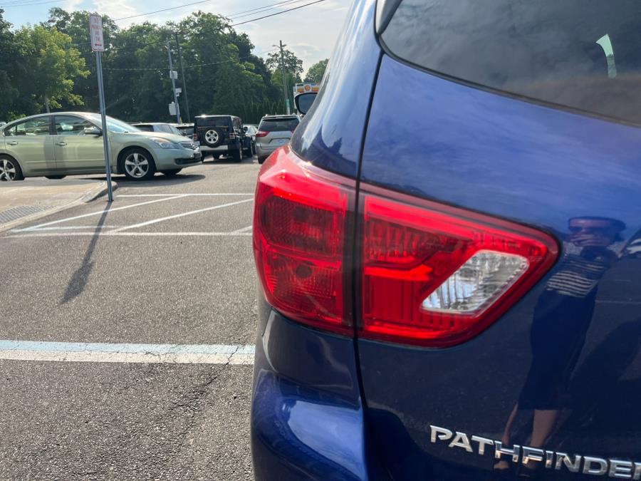 2019 Nissan Pathfinder S, available for sale in Elmont, New York | Sunrise of Elmont. Elmont, New York 2019 Nissan Pathfinder S, available for sale in Elmont, New York | Sunrise of Elmont. Elmont, New York