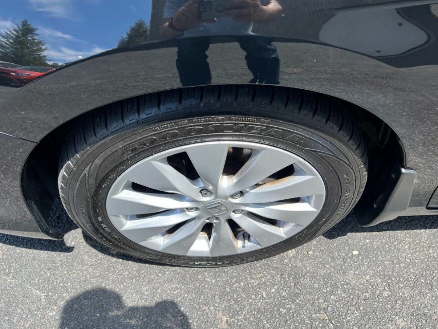 2015 Honda Accord Sedan 4dr I4 CVT EX, available for sale in Westfield, Massachusetts | Auto Wings Cop. Westfield, Massachusetts 2015 Honda Accord Sedan 4dr I4 CVT EX, available for sale in Westfield, Massachusetts | Auto Wings Cop. Westfield, Massachusetts