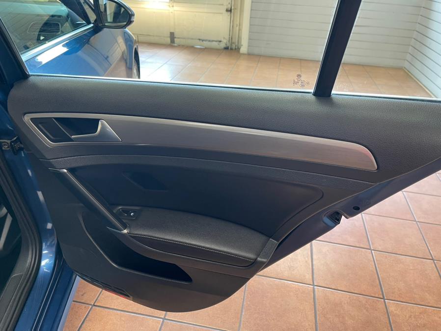 2017 Volkswagen Golf SportWagen 1.8T SE Auto, available for sale in Suffern, New York | Rockland Motor Sport. Suffern, New York 2017 Volkswagen Golf SportWagen 1.8T SE Auto, available for sale in Suffern, New York | Rockland Motor Sport. Suffern, New York