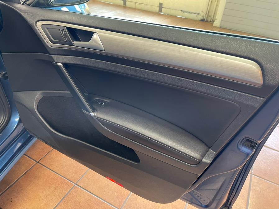 2017 Volkswagen Golf SportWagen 1.8T SE Auto, available for sale in Suffern, New York | Rockland Motor Sport. Suffern, New York 2017 Volkswagen Golf SportWagen 1.8T SE Auto, available for sale in Suffern, New York | Rockland Motor Sport. Suffern, New York