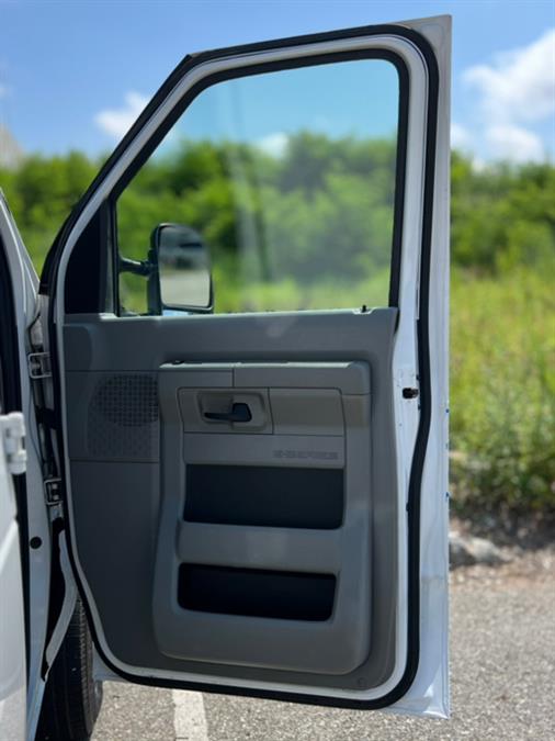 2014 Ford Econoline Cargo Van E-250 Commercial, available for sale in Paterson, New Jersey | Speedway Commercial Motors LLC. Paterson, New Jersey 2014 Ford Econoline Cargo Van E-250 Commercial, available for sale in Paterson, New Jersey | Speedway Commercial Motors LLC. Paterson, New Jersey