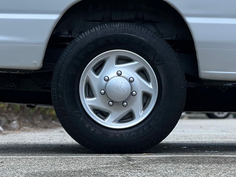 2014 Ford Econoline Cargo Van E-250 Commercial, available for sale in Paterson, New Jersey | Speedway Commercial Motors LLC. Paterson, New Jersey 2014 Ford Econoline Cargo Van E-250 Commercial, available for sale in Paterson, New Jersey | Speedway Commercial Motors LLC. Paterson, New Jersey