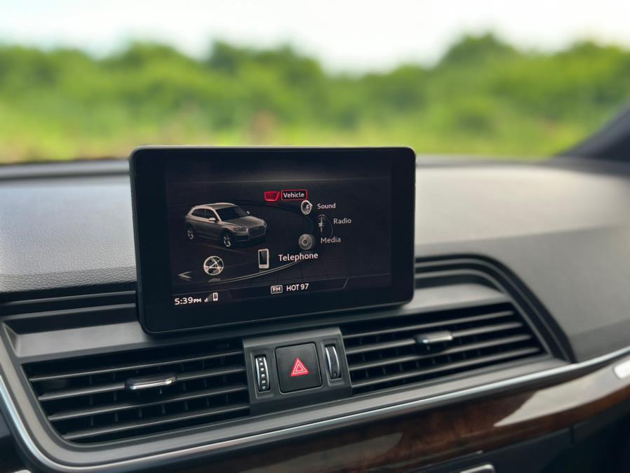 2020 Audi Q5 Premium 45 TFSI quattro, available for sale in Paterson, New Jersey | Speedway Motors LLC. Paterson, New Jersey 2020 Audi Q5 Premium 45 TFSI quattro, available for sale in Paterson, New Jersey | Speedway Motors LLC. Paterson, New Jersey